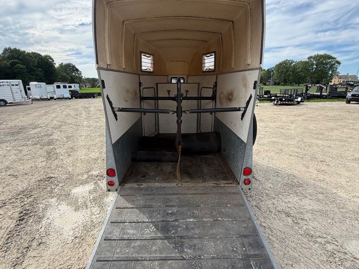 #711-•-2004-brenderup-royal-tc-(has-wi-title)(helenville,-wi)-image-11