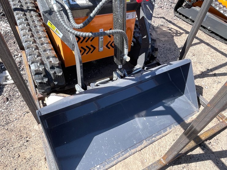#2068-•-unused-2026-landhonor-mini-skid-steer-loader-image-12