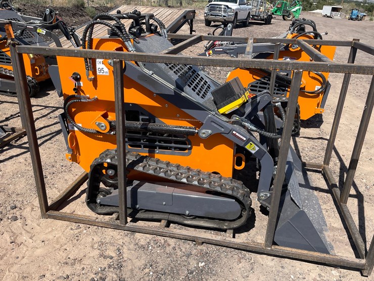 #2066-•-unused-2026-landhonor-mini-skid-steer-loader-image-24