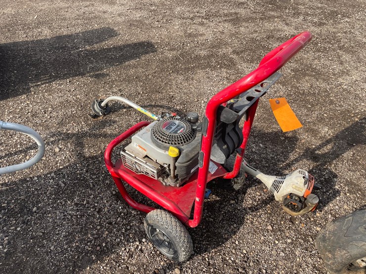#5087-•-briggs-and-stratton-pressure-washer-and-stihl-weed-wacker-image-3