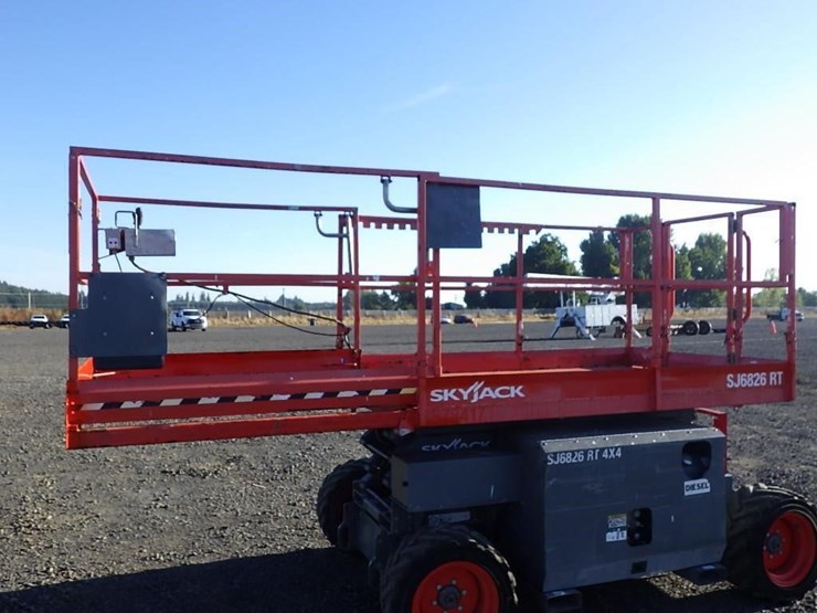 skyjack-sj6826rt-image-28