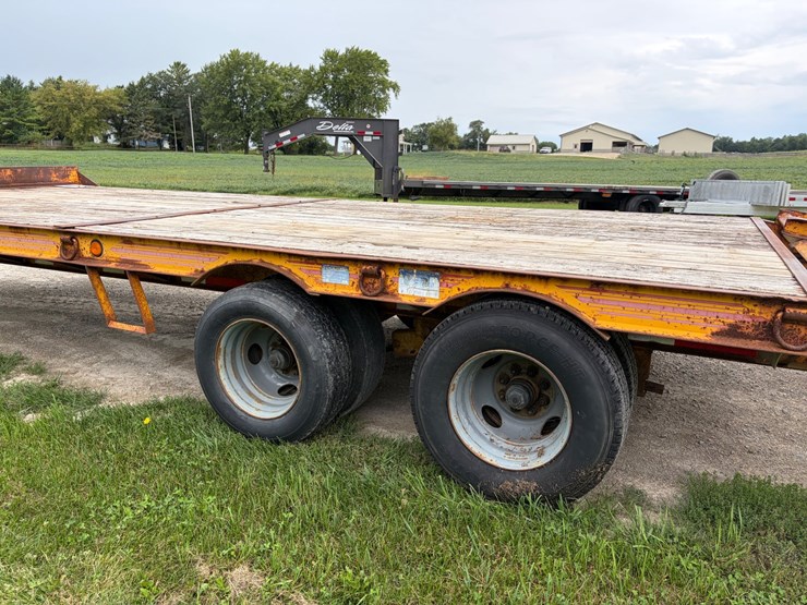 #702-•-1996-holden-cz-deckover-tandem-dually-trailer-(has-wi-title)(helenville,-wi)-image-6