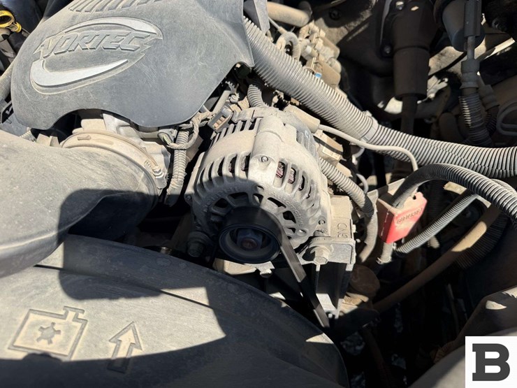 2002-chevrolet-silverado-2500-image-41