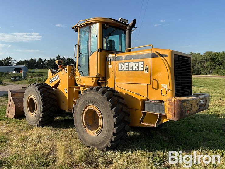 1999-deere-644h-image-7