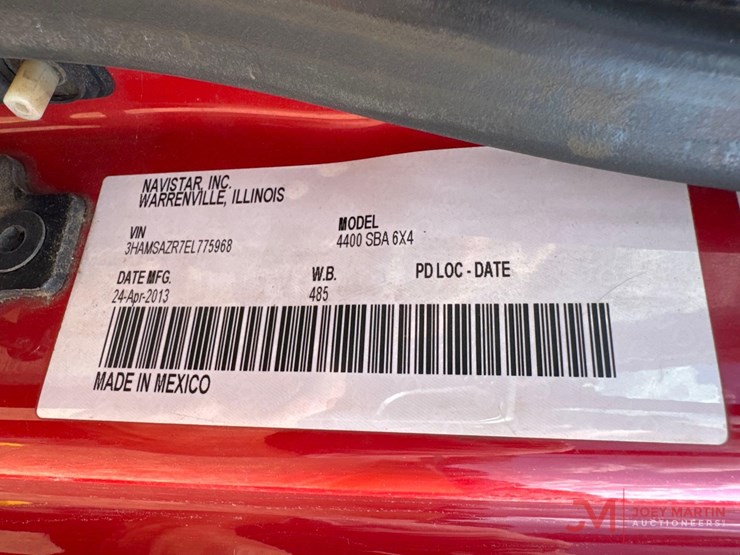 2014-international-durastar-4400-image-32