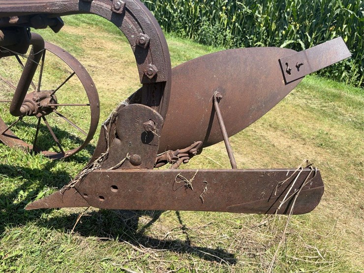 john-deere-18-image-8