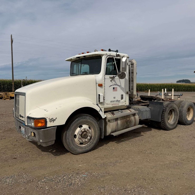 1996 INTERNATIONAL 9400