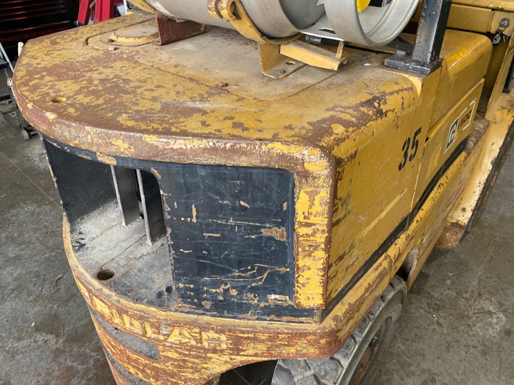 #133-•-cat-pneumatic-forklift-(shawano,-wi)-image-22