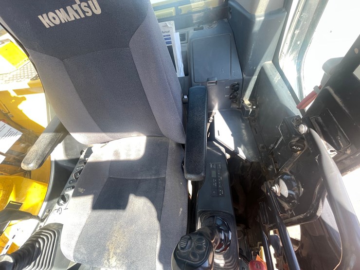 2019-komatsu-pc138us-image-75