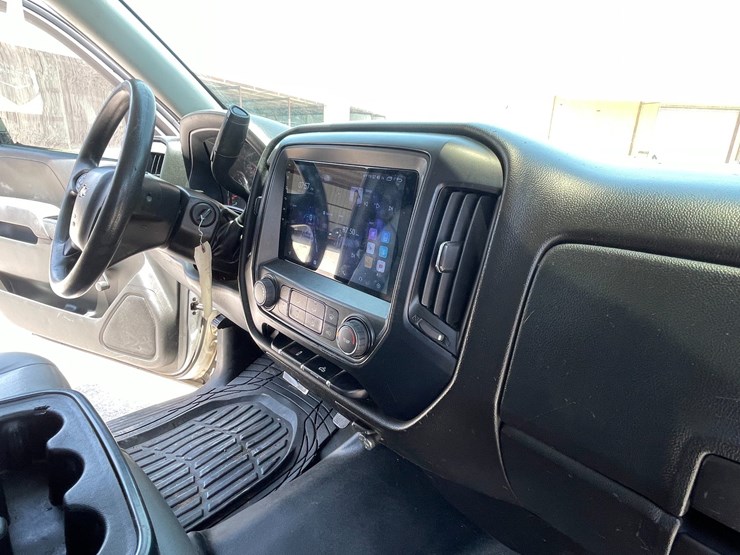 #1864-•-2018-chevy-work-truck-(has-nm-title)-image-83