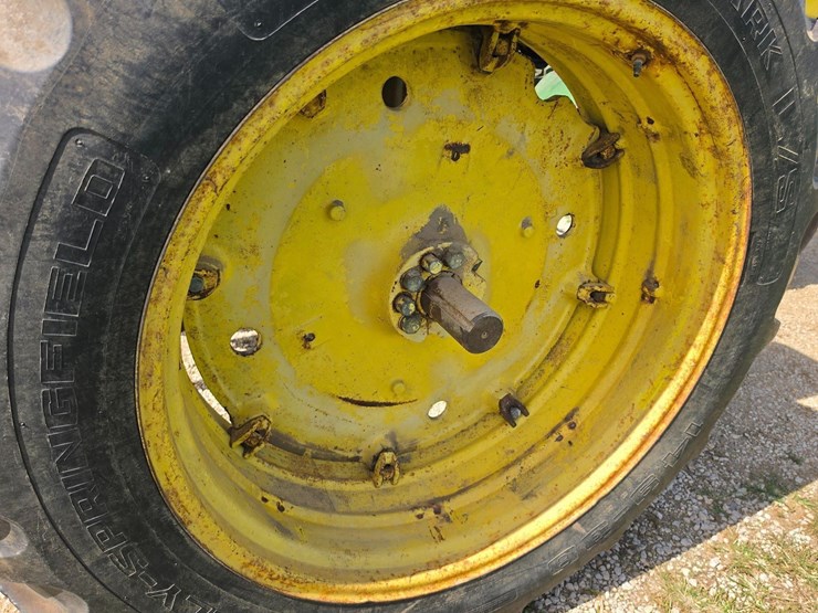 john-deere-730-image-8