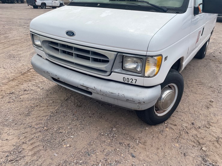 2000-ford-e350-image-10