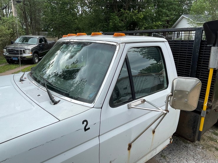 1995-ford-f350-image-15