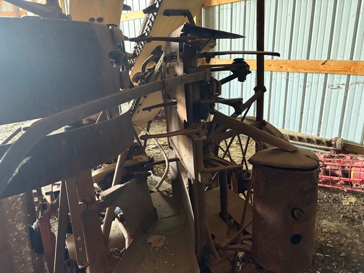 #628-•-mccormick-one-row-corn-binder-(oak-creek,-wi)-image-6