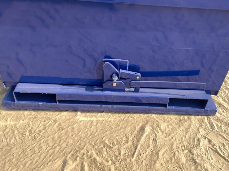 #2511-•-greatbear-self-dumping-hopper-image-9