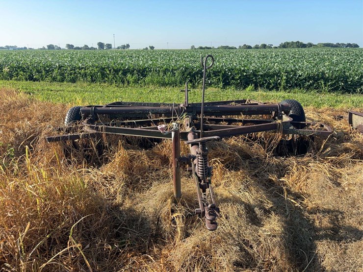 john-deere-11-image-2