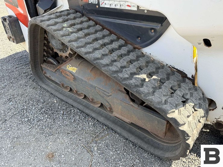 2021-bobcat-t66-image-38