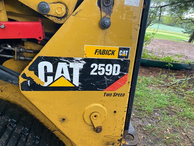 2019-caterpillar-259d-image-22