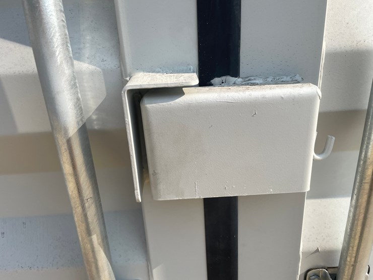 #2529-•-9'-container-office-image-14