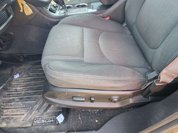 2014-chevrolet-traverse-lt-image-36
