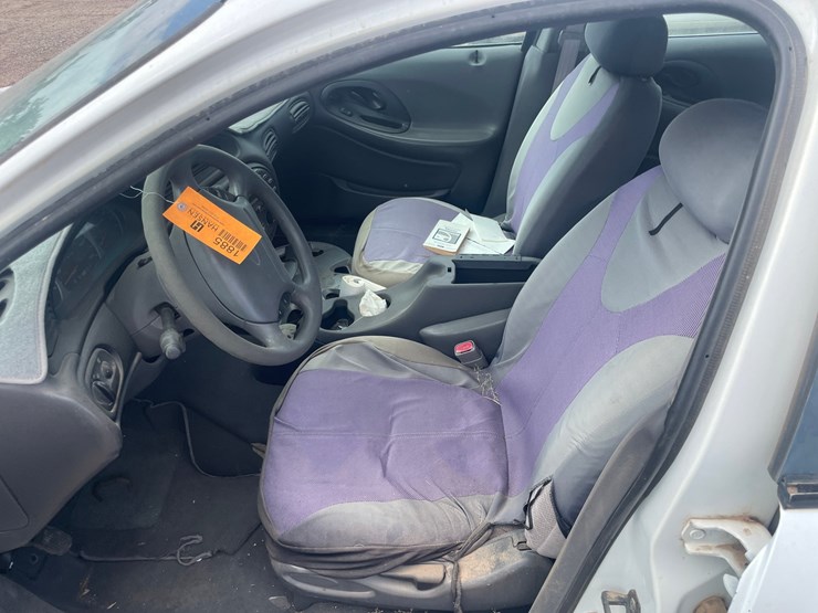 #1885-•-1999-ford-taurus-se-4-door-sedan-(has-nm-title)-(offsite-at-nmsu)-image-21