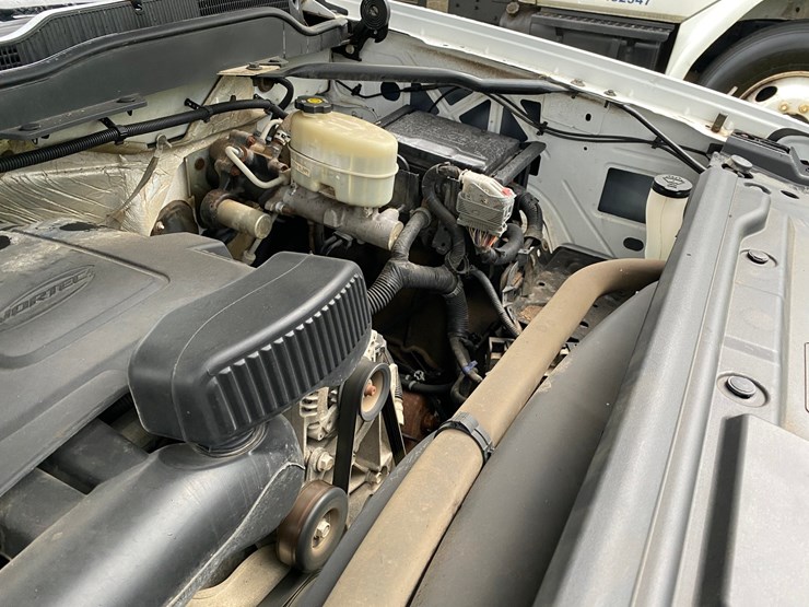 2015-chevrolet-2500-image-42