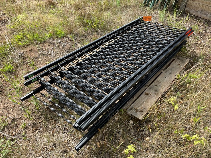 #6222-•-(7)-sections-of-metal-railings-image-3
