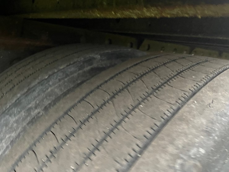 2017-utility-3000r-image-8