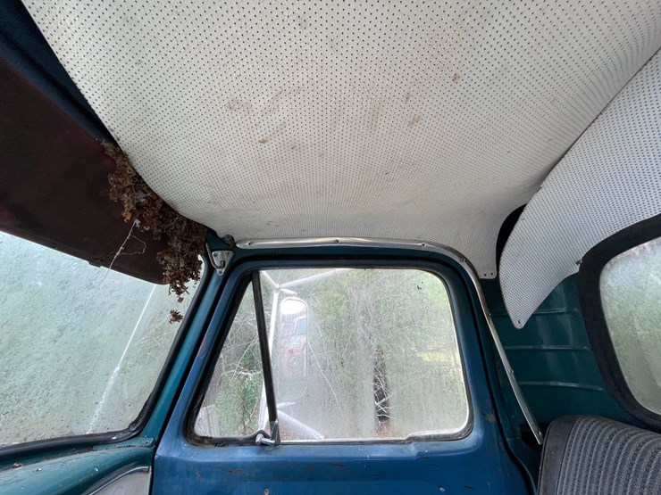 #6208-•-ford-f500-single-axle-flatbed-truck-(no-title)-image-27
