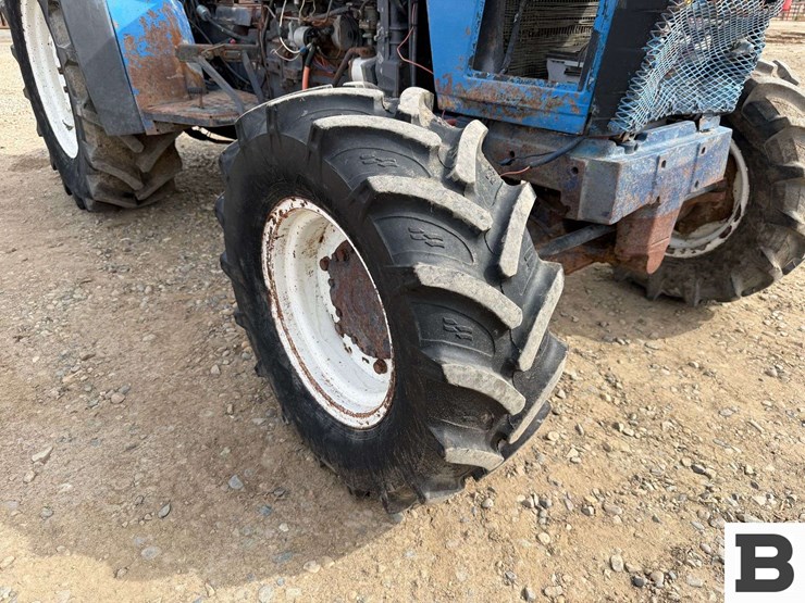 ford-tractor-image-8