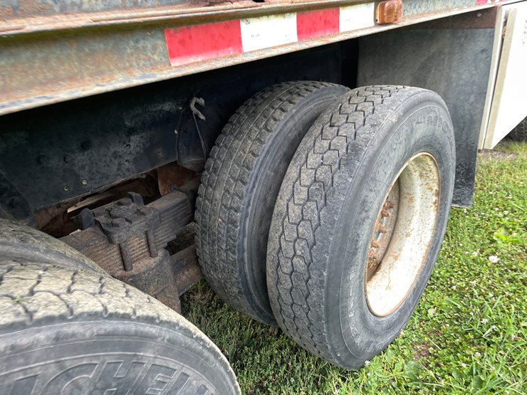 1989-western-star-4864f-image-46