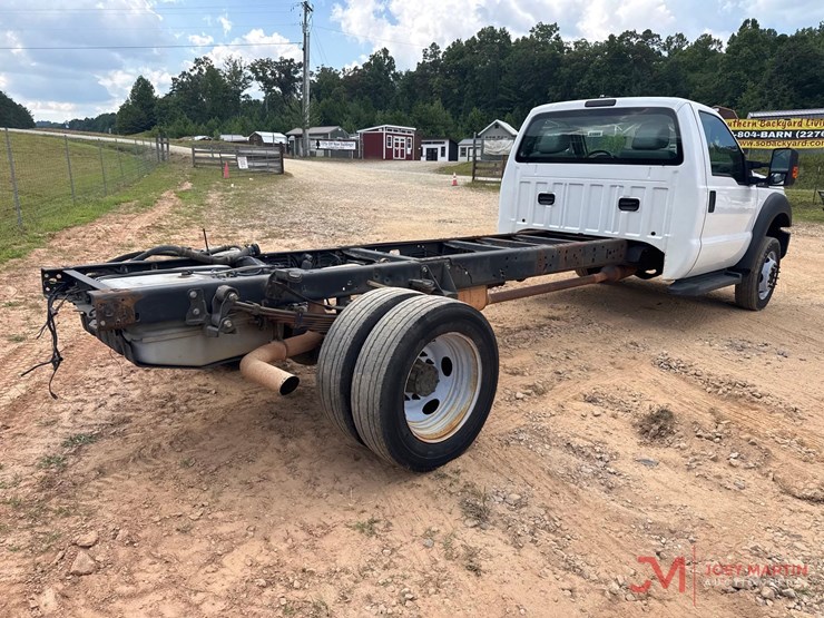 2016-ford-f550-xl-image-3