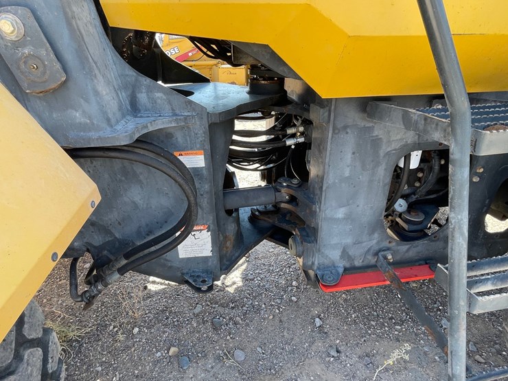 2006-komatsu-wa250-image-14