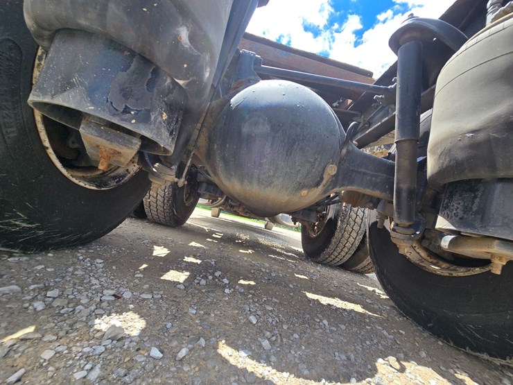 2014-peterbilt-389-image-92