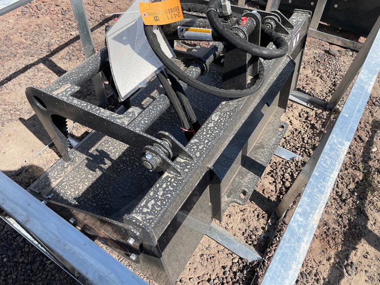 #2411-•-unused-2026-landhonor-mini-skid-steer-grapple-bucket-image-6