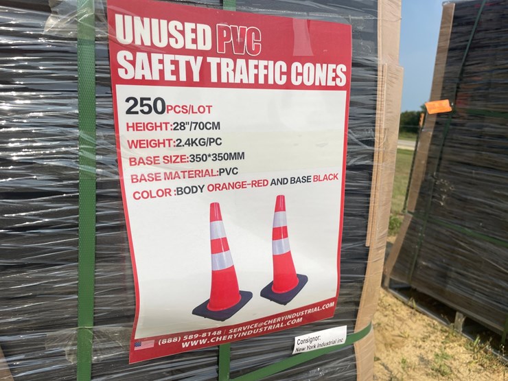 #2507-•-greatbear-highway-safety-cones-image-2
