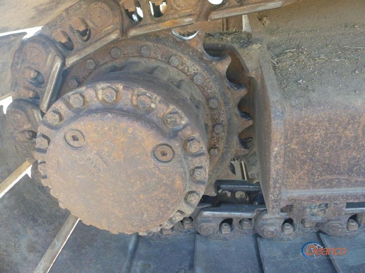 2015-caterpillar-329f-image-10