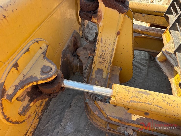 2010-caterpillar-d5k-lgp-image-10