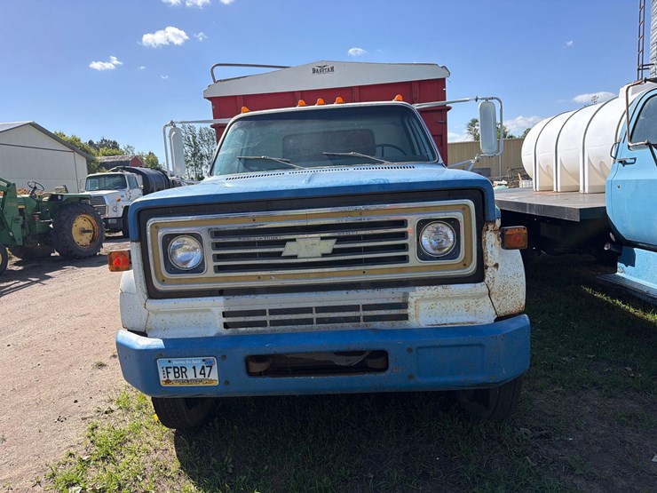 ford-9000-image-8