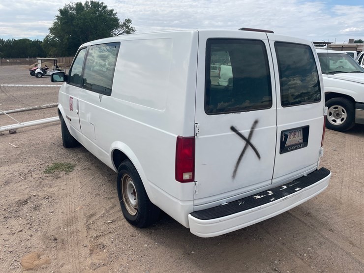 1994-chevrolet-astro-image-5