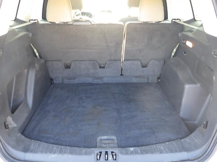 2017-ford-escape-image-16