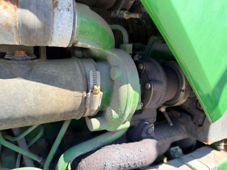 2015-john-deere-5085e-image-32
