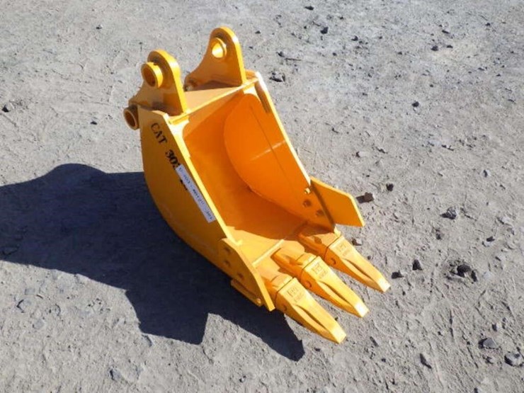 caterpillar-303-image-1