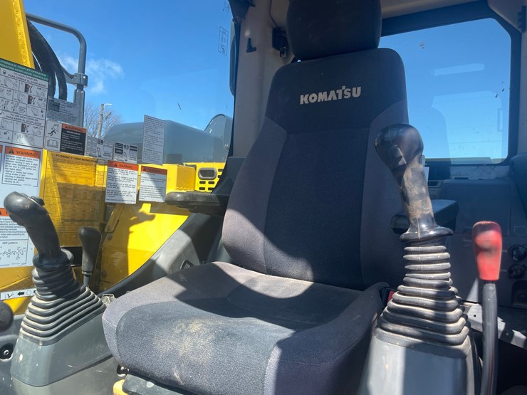 2019-komatsu-pc138us-image-54
