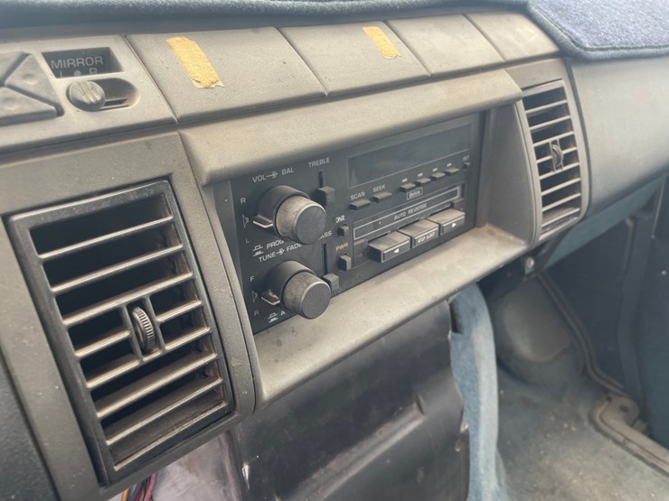 1994-chevrolet-astro-image-30