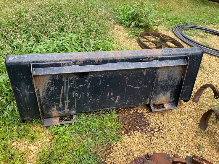 mahindra-1538-hst-image-45
