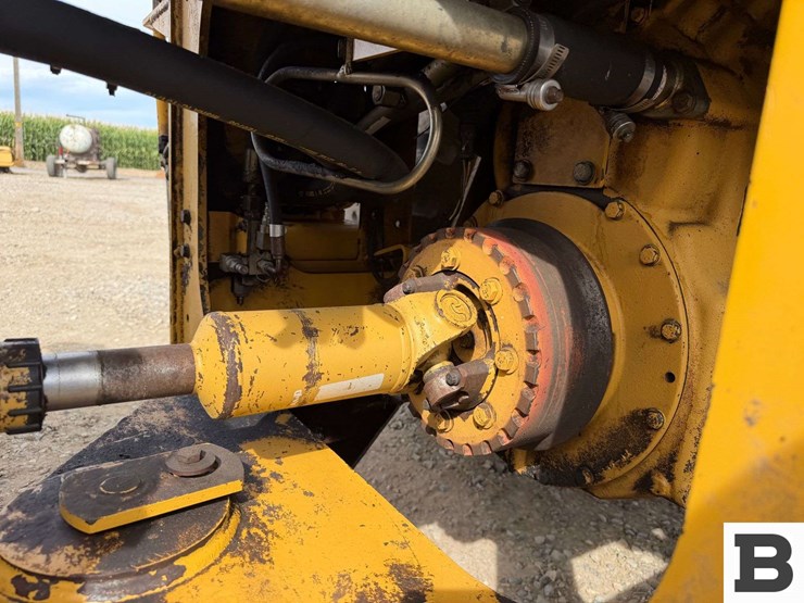 2005-caterpillar-930g-image-18