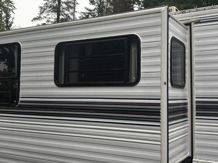 #5944-•-1996-dutchmen-camper-(shawano,-wi)-(has-wi-title)-image-5