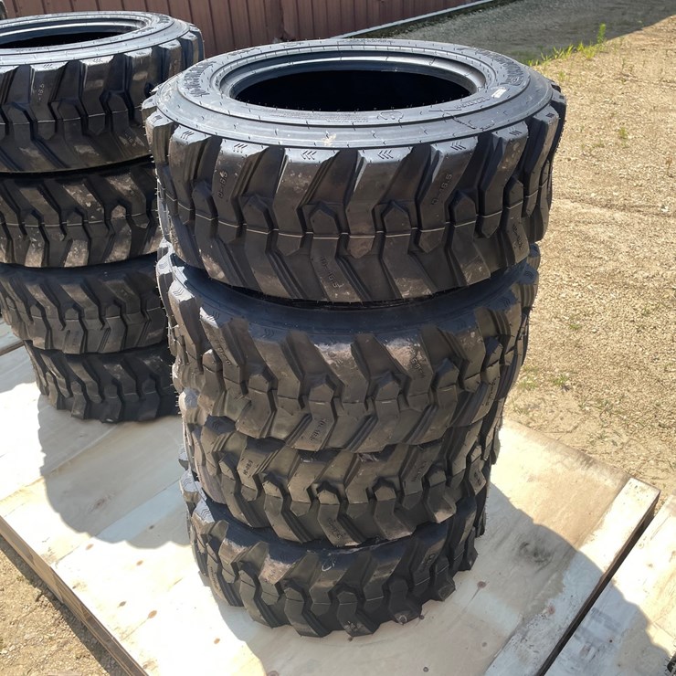 #2209 • (4) Forerunner 10-16.5 Radial Tires