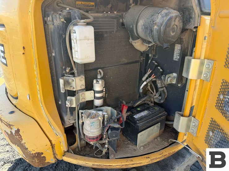 2016-deere-60g-image-48